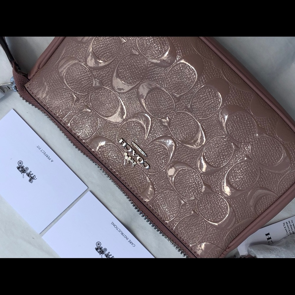 COACH Blush Logo Wristlet with Chain, Purse Clutch - Picture 2 of 8